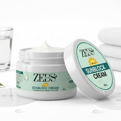 ZER'S sunblock cream jar with lid on a white background
